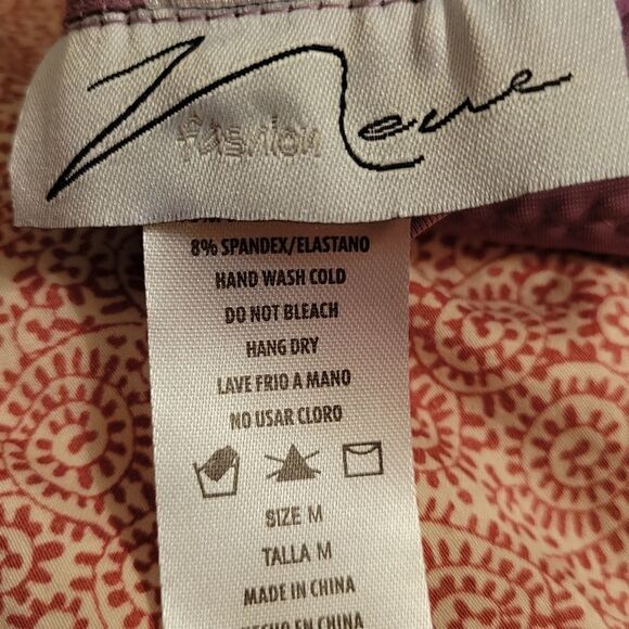 BRAND NEW DYSTY LAVENDER SHORT  LEGGING - Picture 14 of 16